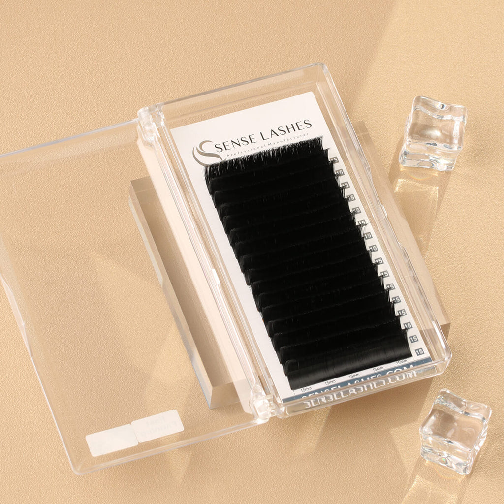 SenseLashes eyelash extensions in clear case, volume lashes