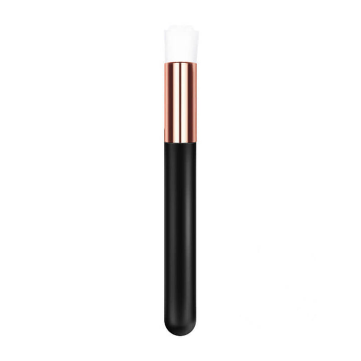 Eyelash cleansing brush with black handle and soft bristles - SENSELASHES 