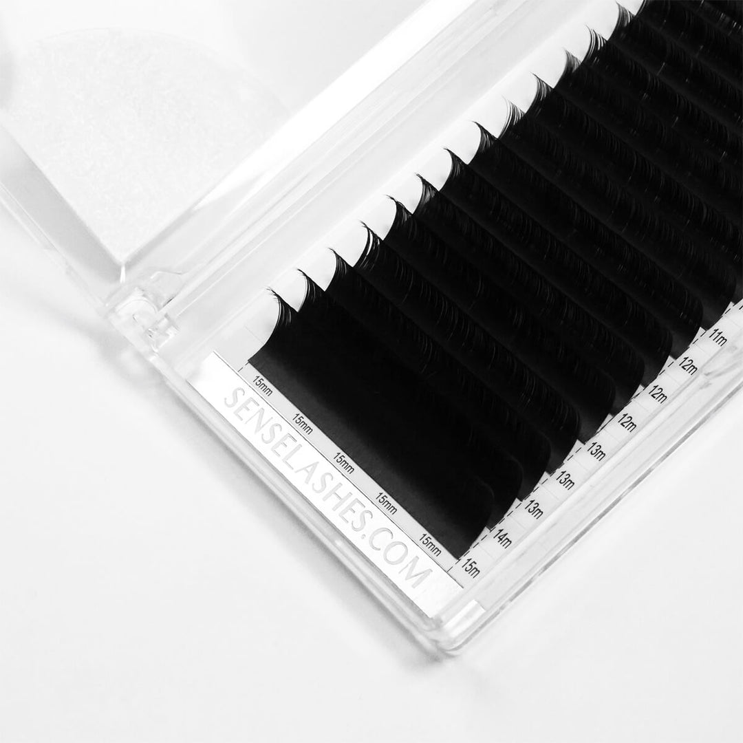 SenseLashes Camellia Textured Lashes mixed-length extension tray