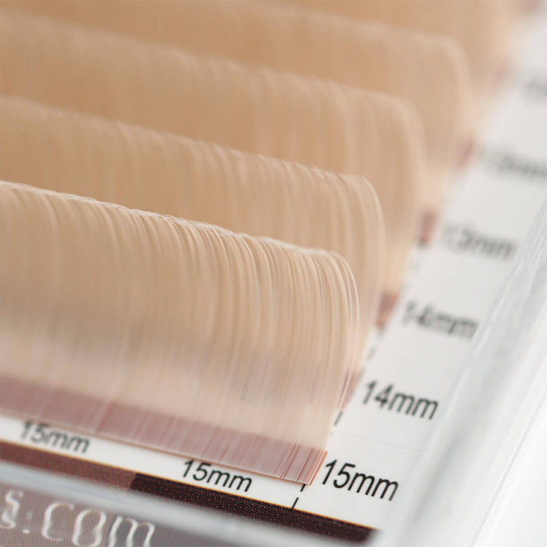 Pestañas marrón mate rubio vainilla platino